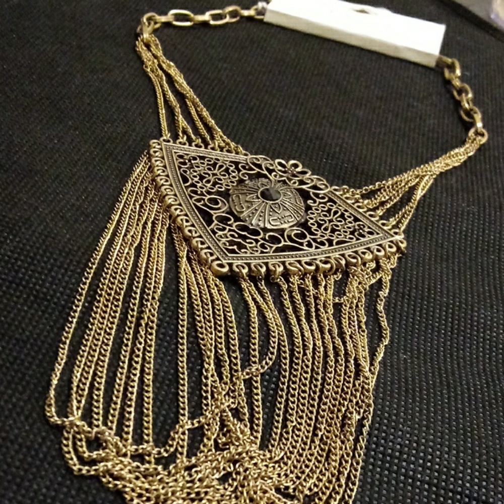 Gold necklaces with a unique pendant
